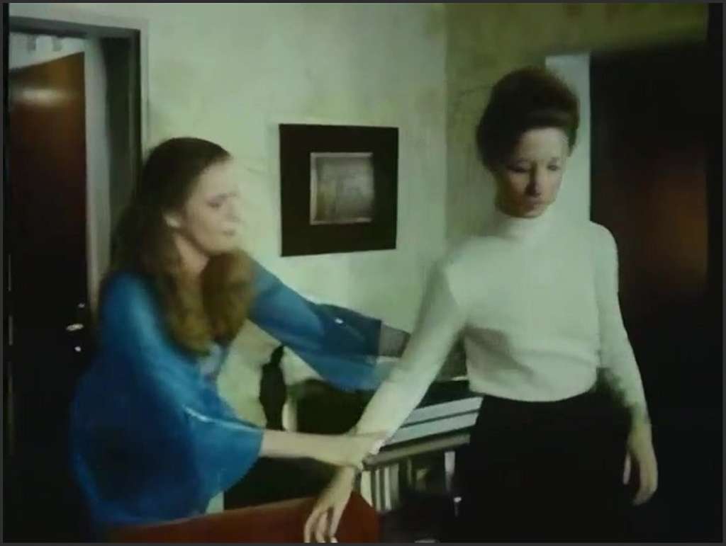 Patricia Rhomberg versteht was von Handjobs